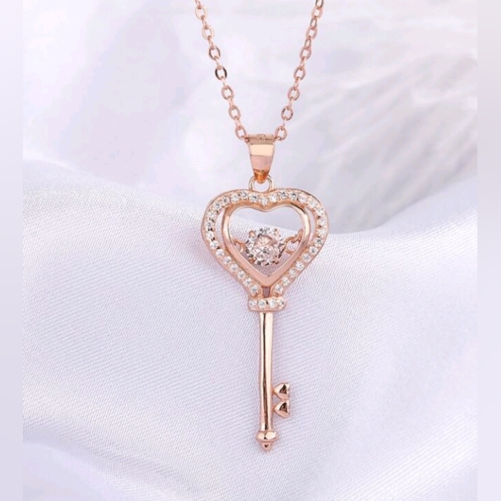 NEW Elegant Rose Gold Heart Key CZ Diamond Pendant Necklace